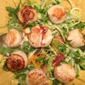 Grilled Scallop-and-Mango Salad